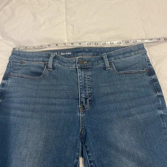 Talbots “Flawless” Slim Ankle Jeans - Sz 12 - EUC - Picture 6 of 9